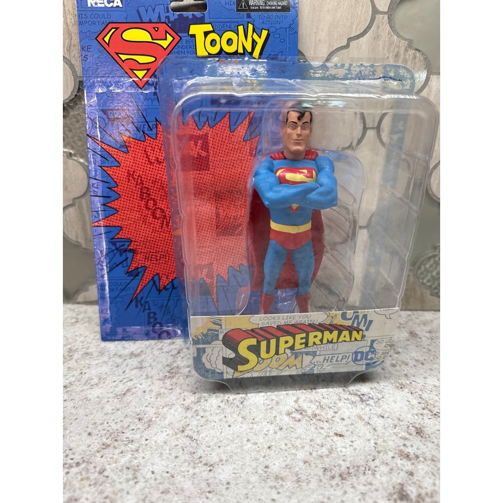 NECA Toony Classics Superman 6 Inch Action Figure DC Comics Metropolis Backdrop
